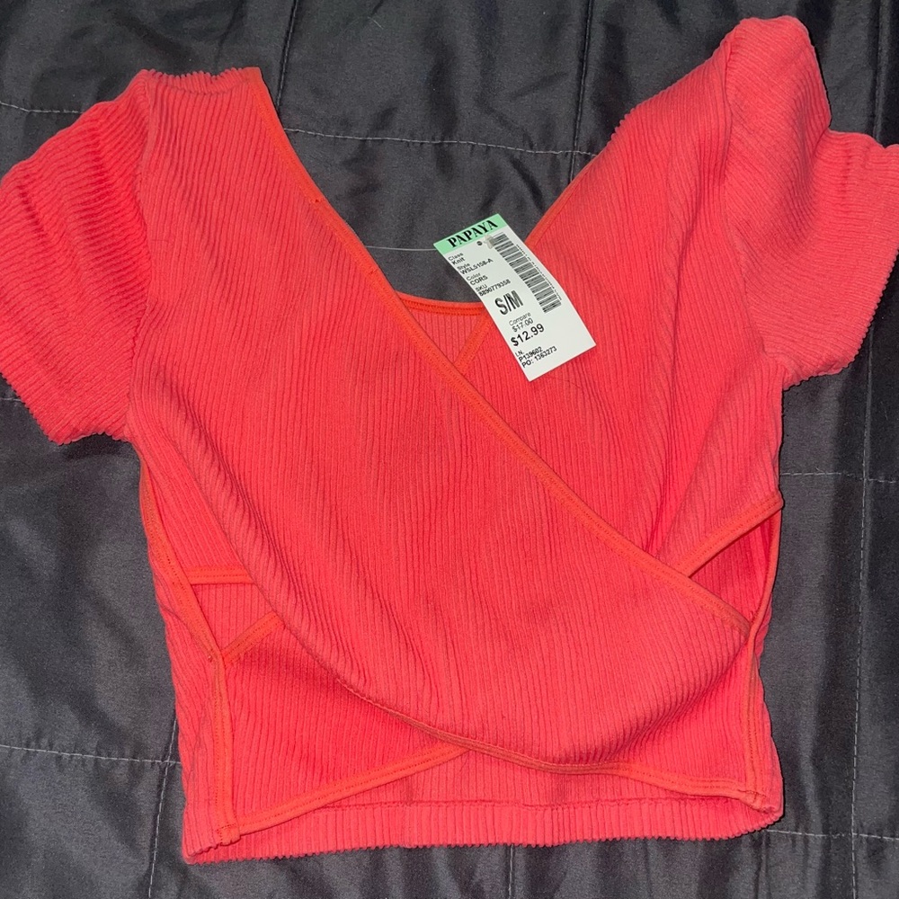 Crop top